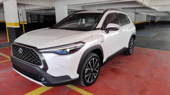 TOYOTA COROLLA CROSS 1.8 VVT-I HYBRID FLEX XRX CVT